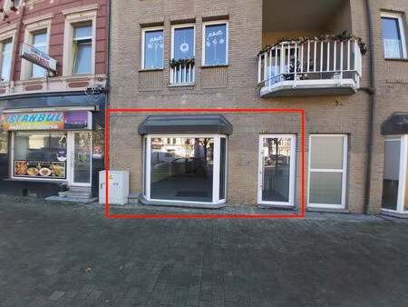 attraktive  moderne büro- praxis oder geschäftsfläche