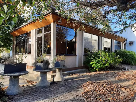 vente locaux professionnels 11 pièces 270 m² à puy-guillaume (63290)  159 000 €