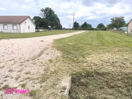 terrain 1 777 m² saint prix