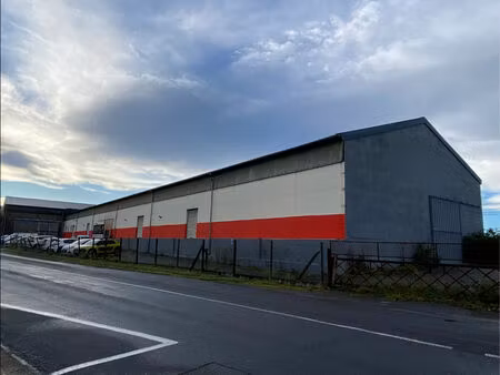 location local d'activités 1580m2 lescar 64230 - 34800 € - surface privée