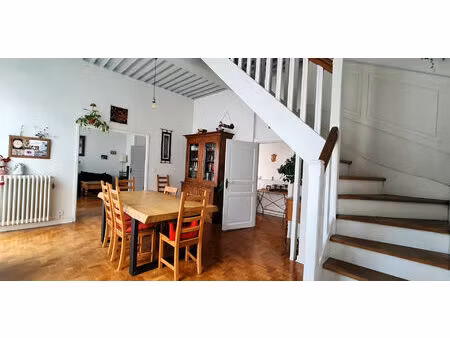 appartement riom 9 pièce(s) 156.38 m2