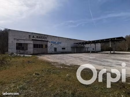 local industriel vecqueville