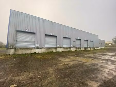 entrepot - logistique 900m2