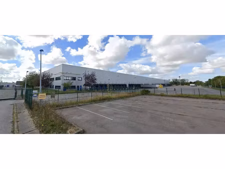 bourg achard (27) // entrepôt logistique // a louer - 13 762 m²