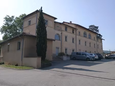 a louer a simandres - cabinet médical