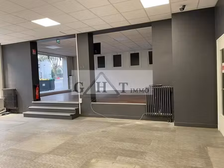 local commercial 340 m² a vendre cachan