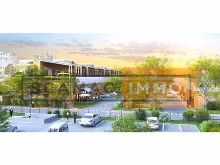 local commercial de 182m²