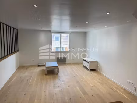 bureau rénovés 90m²