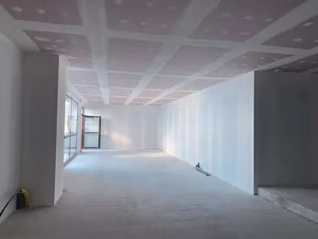 maillat - local commercial