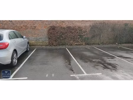 parking à louer - beauvais (60) - 70€