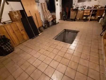 garage a loué pr travaux mecanique