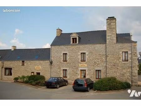 local d'activités pluherlin