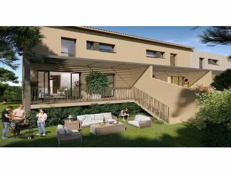 vente appartement 4 pièces 83 m² aigues-mortes (30220)