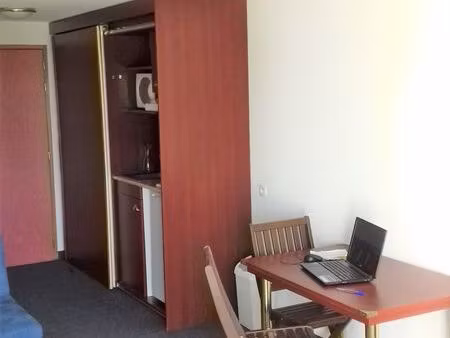 appartement t2 duplex meublé 42m² proche basse-goulaine avec balcon