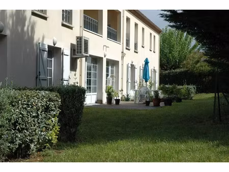 vente appartement 4 pièces 87 m² à laroque-timbaut (47340)  126 000 €