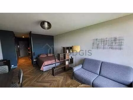 studio meublé avec jardin et ascenseur