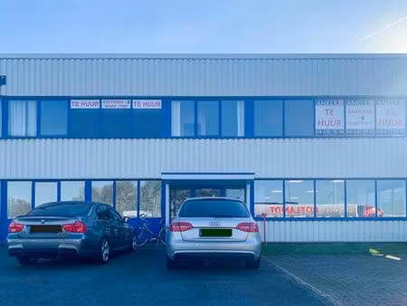 bureaux situés dans les zones industrielles de zwaluwbeek