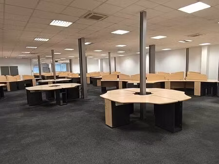 location bureau jaunay clan 2 129 m²