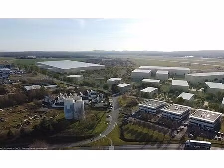 location entrepôt / local d'activités creil 68 475 m²