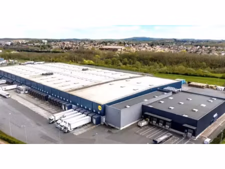 montceau les mines (71) // entrepôt a louer - 17 754 m²