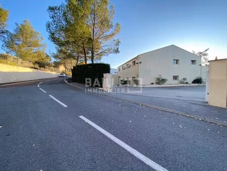 vente entrepôt 1 pièce