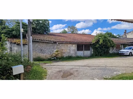 vente locaux professionnels 3 pièces 180 m² à cussac-fort-médoc (33460)  88 000 €