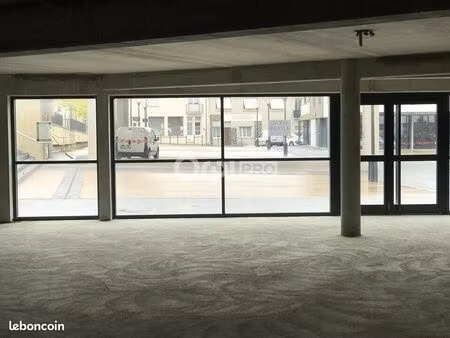 local commercial 160 m²