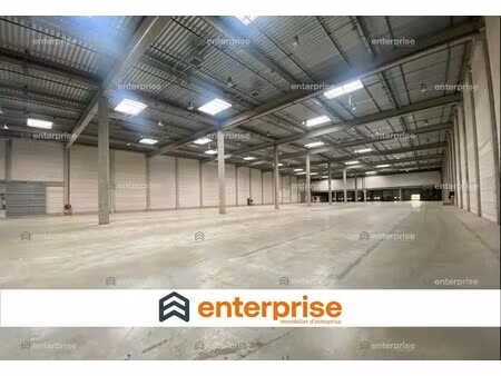 location local commercial