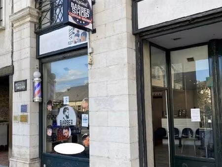 vente local commercial 1 pièces 49m2 oloron-sainte-marie 64400 - 49000 € - surface privée