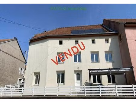 maison de luxe de 135 m2 en vente laneuveville-lès-lorquin  lorraine