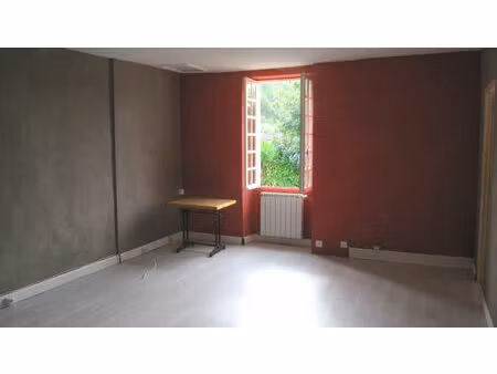vente maison 5 pièces 190 m² luzech (46140)