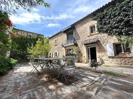 vente maison 10 pièces 585 m² à mouriès (13890)  1 570 000 €