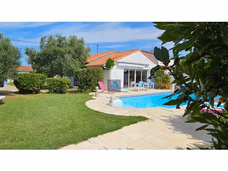 vente maison 4 pièces 95m2 royan 17200 - 449500 € - surface privée