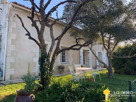 maison en pierres rénovée 205 m2 habitables  5 chambres  pis