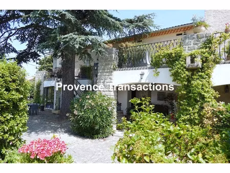 vente maison 10 pièces 380 m² à vacqueyras (84190)  990 000 €