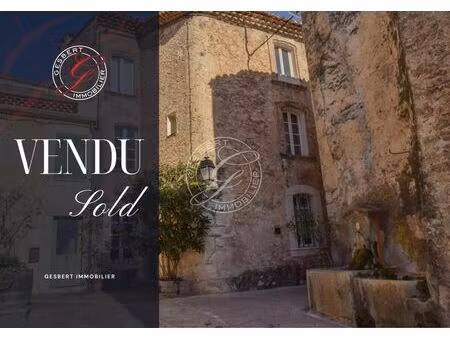 vente maison de village 160m2 villecroze 83690 - 245000 € - surface privée