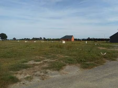 vente terrain à aron (53440) : à vendre / aron