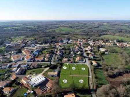 vente terrain au champ-saint-père (85540) : à vendre / le champ-saint-père