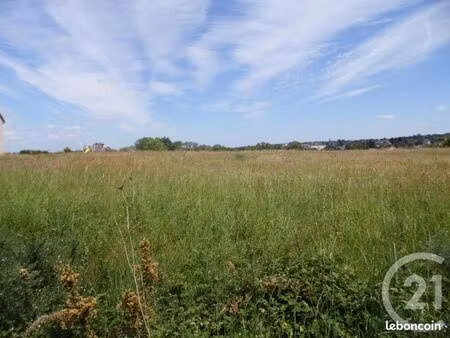 terrain 1 030 m² neris les bains