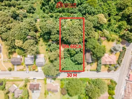 beau terrain a batir de 17a 66ca