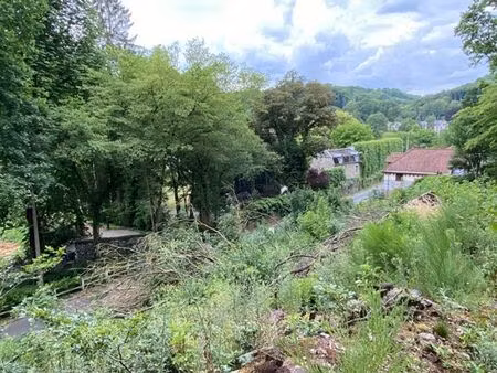 terrain à bâtir de ± 60 ares