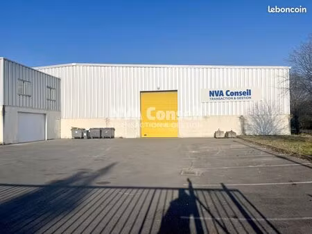 local 1856 m² beauchamp