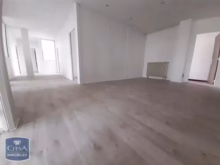 local commercial à louer 157.5 m² - noisiel (77) - 2 187€