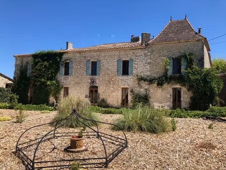 chateau à vendre à saint-sernin (47120) - lot-et-garonne
