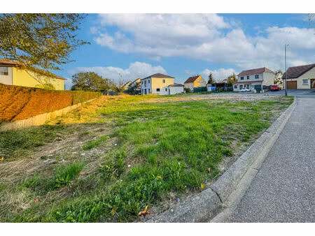 terrain à bâtir de 4a 75 ca à colligny maizery