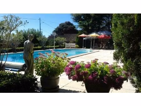 maison avec grange  piscine  garage et terrain