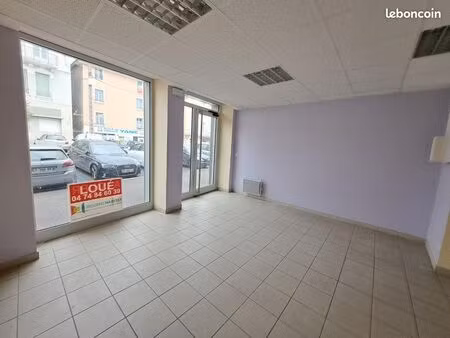 local commercial 24 m²