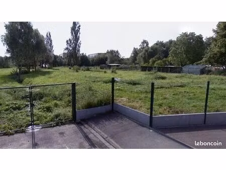 terrain 1295 m² château-l'abbaye