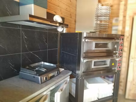 location commerce 17 m² à gujan-mestras (33470)