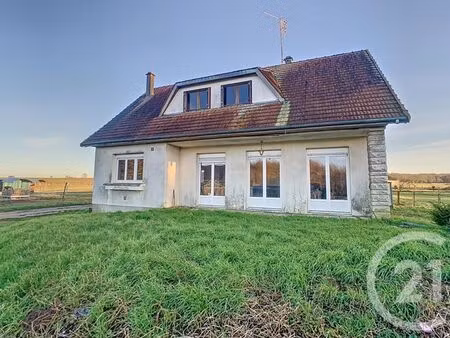 maison à vendre - 4 pièces - 117 97 m2 - roye sur matz - 60 - picardie